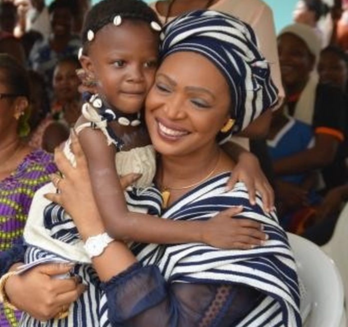 14/11/16 Du matriel agricole de 20 millions FCFA offert aux femmes de Vavoua