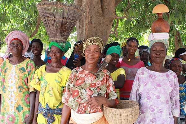 08/11/16 Bongouanou / Autonomisation de la femme rurale : atelier bilan de la mise en uvre du projet de diffusion de briquettes de balles de riz