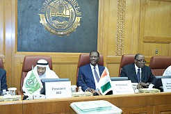 11/12/14 COTE D'IVOIRE : 7.5 MILLIARDS DE FCFA DE LA BID POUR LA FORMATION DES AGRICULTEURS ET ELEVEURS DE BOUNA