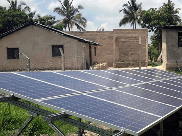 10/05/17 Selon l'ONU, l'Afrique peut renforcer son développement économique en investissant dans les énergies renouvelables