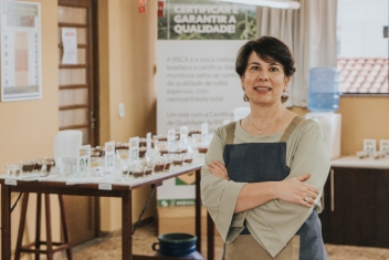 11/02/22 Une femme, Vanusia Nogueira, à la tête de l'Organisation internationale du café