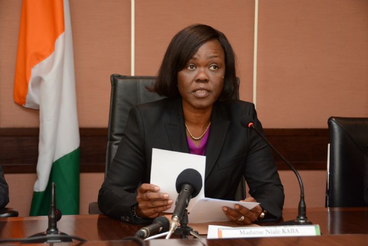 16/12/14 COTE D'IVOIRE : PROTECTION DE LA BIODIVERSITE, SIGNATURE DE CONTRATS D'ACCORD DE 3.28 MILLIARDS FCFA ENTRE LA KWF, LA COTE D'IVOIRE ET LA FONDATION POUR LES PARCS ET RESERVES DE COTE D'IVOIRE , ALLOCUTION DE LA MINISTRE KABA NIALE