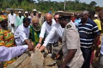 13/04/17 Progetto Sud lance des units de fromage et chocolat en Cte d'Ivoire