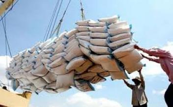 14/02/18  La Chine, de retour, place son vieux riz sur le march africain
