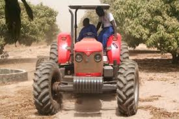 18/03/19  Trois Centres de services agricoles motoriss s'ouvrent en Cte d'Ivoire